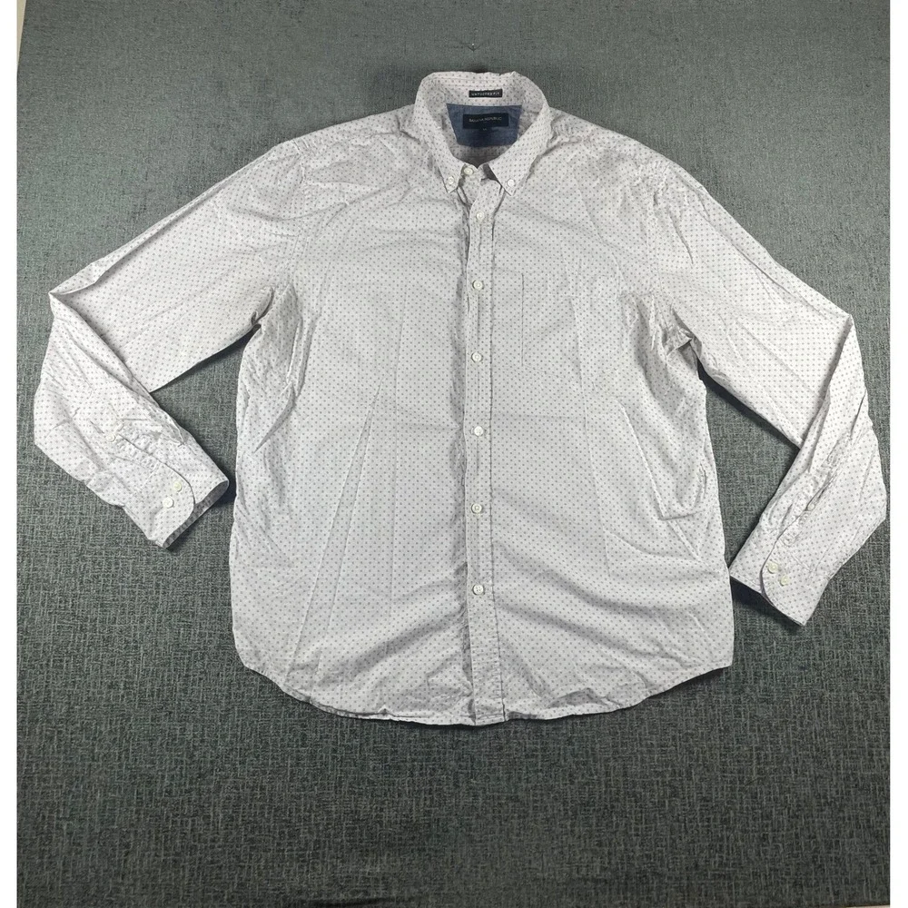 Banana Republic Mens XL Untucked Fit Button Down Shirt White Blue Micro Print LS